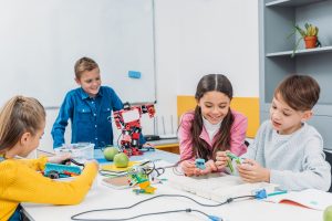 Read more about the article Why Robotics Course Important for kids